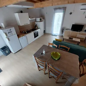  Hébergement de vacances à La Campagne France